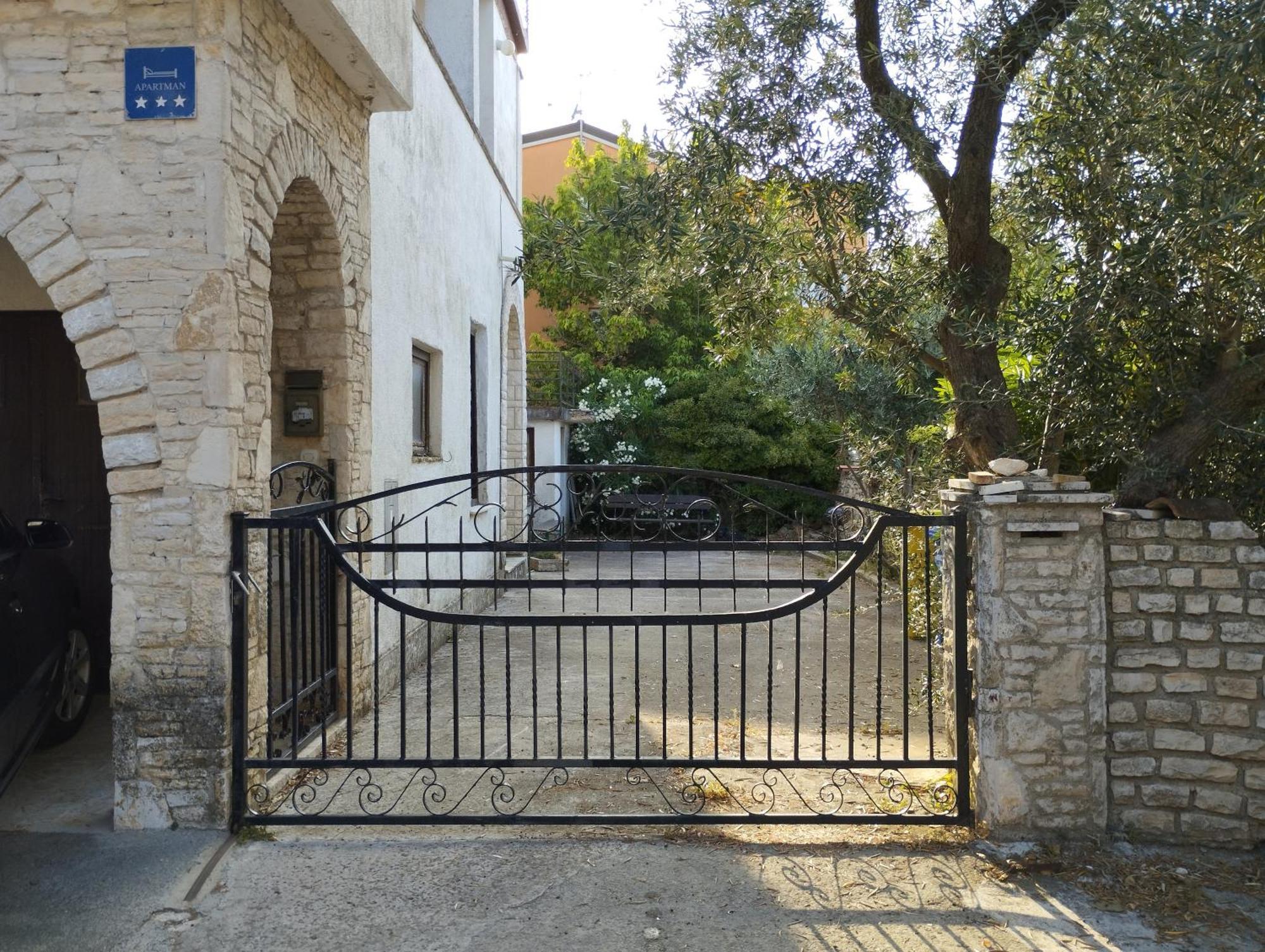 מדולין Apartments Dora מראה חיצוני תמונה
